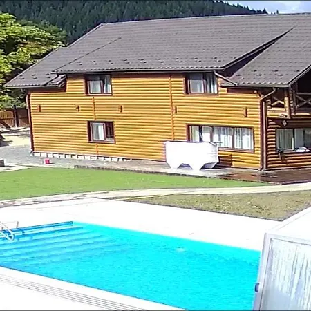 Paraiso Karpaty Tesnitska