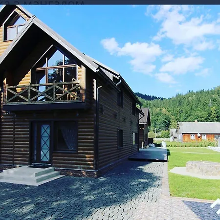 Paraiso Karpaty Tesnitska