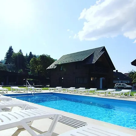 Paraiso Karpaty Zajazd *
