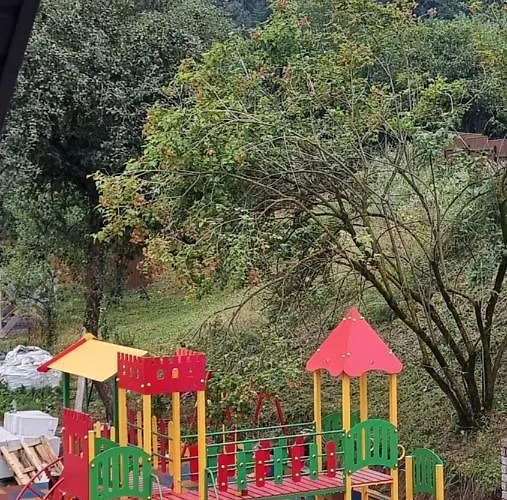 Paraiso Karpaty Inn *