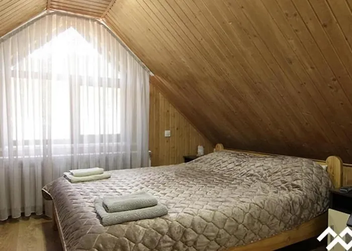 Paraiso Karpaty Inn